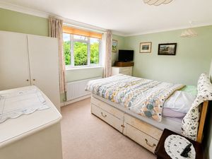Bedroom- click for photo gallery